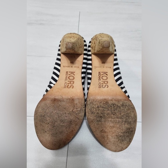 MICHAEL Kors Pumps - Picture 3 of 10